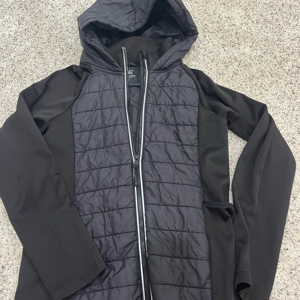 Athleta Girls Black Puffer Jacket
